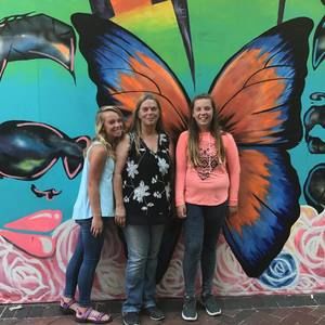 Meet your Posher, Hannah